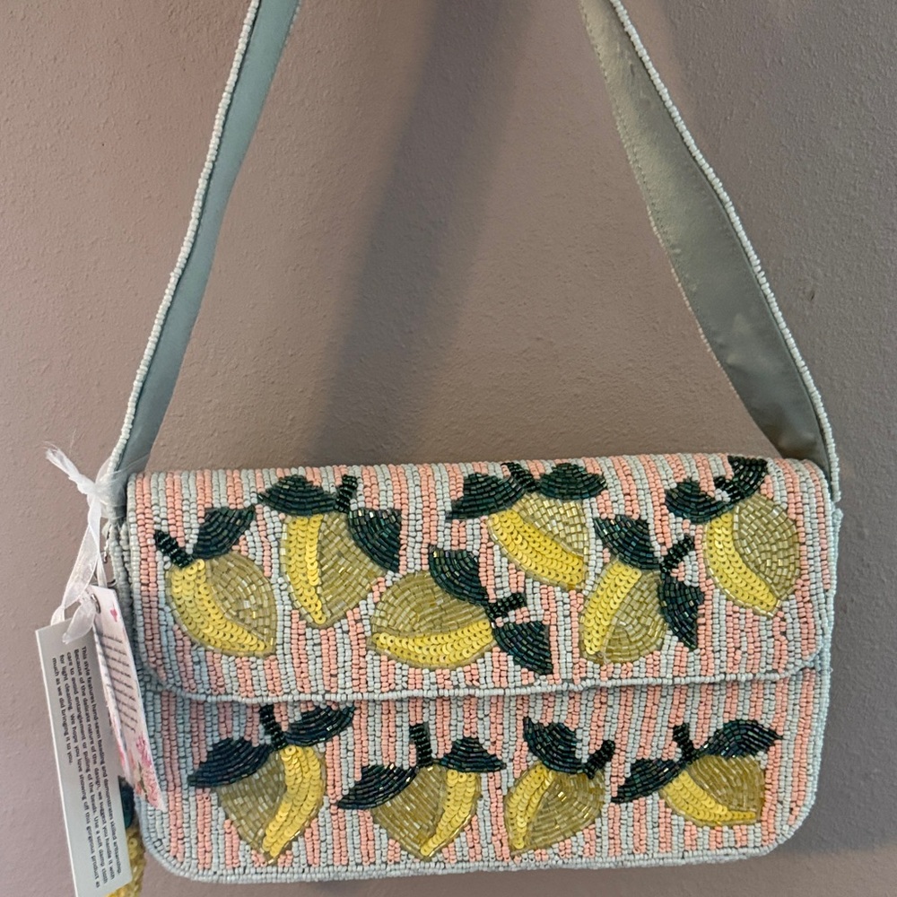 Viral beaded Lemon purse - Picture 3 of 3